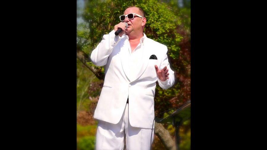 Stacks Image 1245697